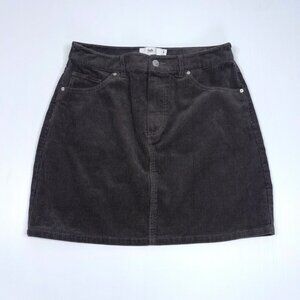 TWIK women's grey corduroy skirt medium  like new!!